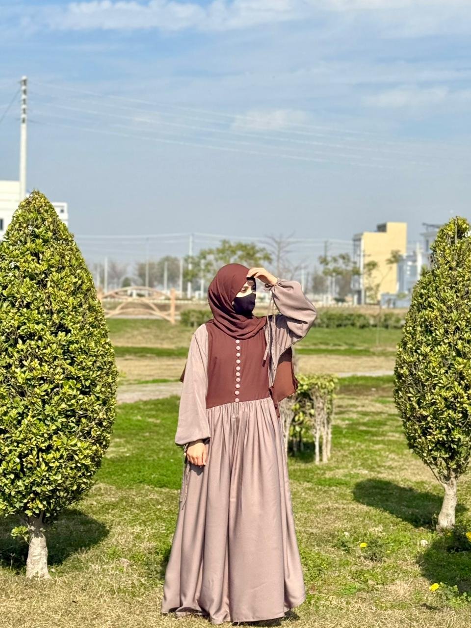 Al-Haya Grey & Brown Contrast Abaya Set - Image 2